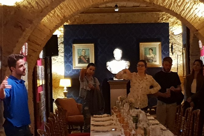 Private Special Tour Around Lisbon and Wine Tasting - Practical Tips for the Day