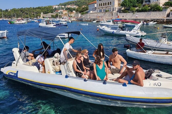 Private Speed Boat Tour of Hvar South Shore & Pakleni islands - Meeting Point and Logistics on Hvar