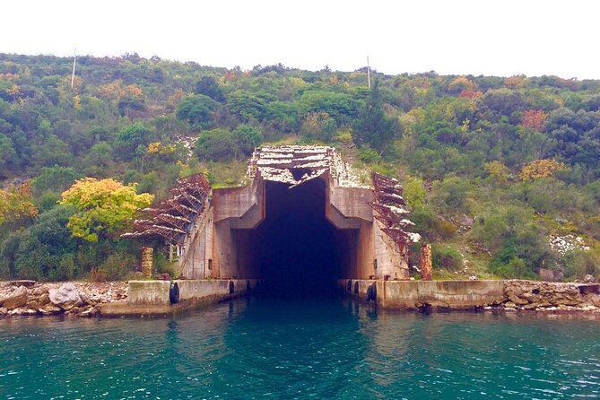 Private Speed Boat Tour to Blue Cave and Our Lady of the Rocks - 3h - Visiting WWII Submarine Tunnels Near D-Marin Portonovi