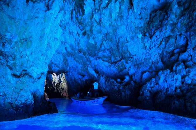 Private Speed Boat Tour to Blue Cave & Pakleni islands - Explore the Beautiful Croatian Islands on a Private Speed Boat Tour