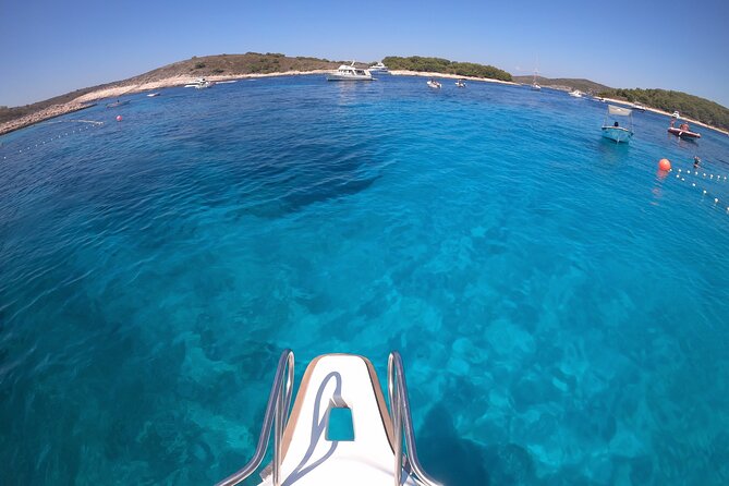 Private Speed Boat Tour to Blue Cave & Pakleni islands - Optional Stops on Vis Island
