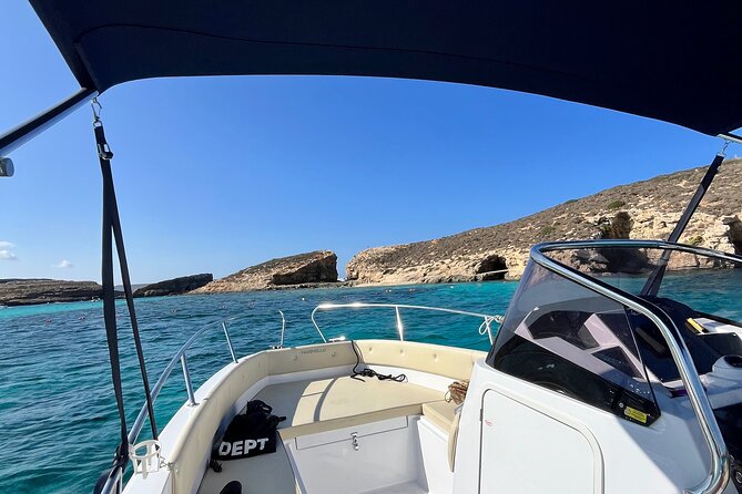 Private speed boat trip to Comino, Blue Lagoon and Caves - Exploring Comino’s Crystal Lagoon and Hidden Caves
