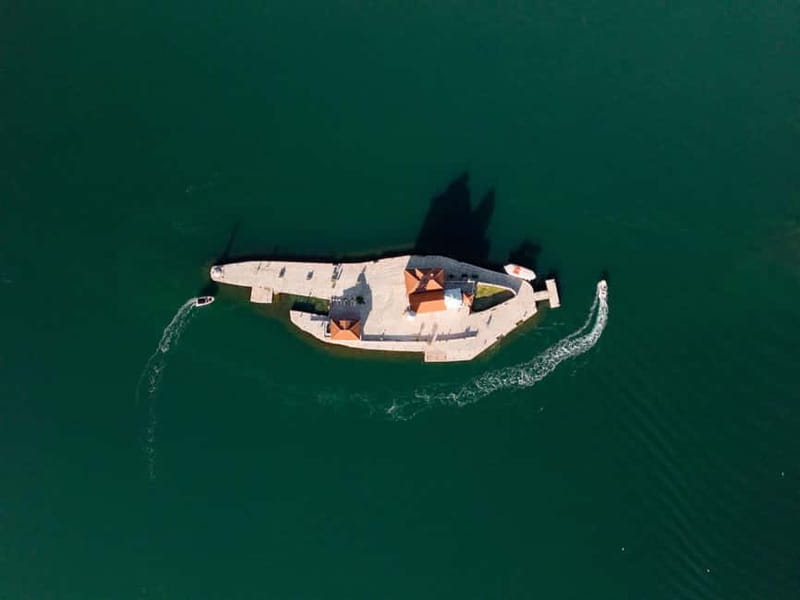 Private Speedboat Guided Kotor Bay with Food & Wine - Thrilling 30-Minute Speedboat Ride to Our Lady of the Rocks