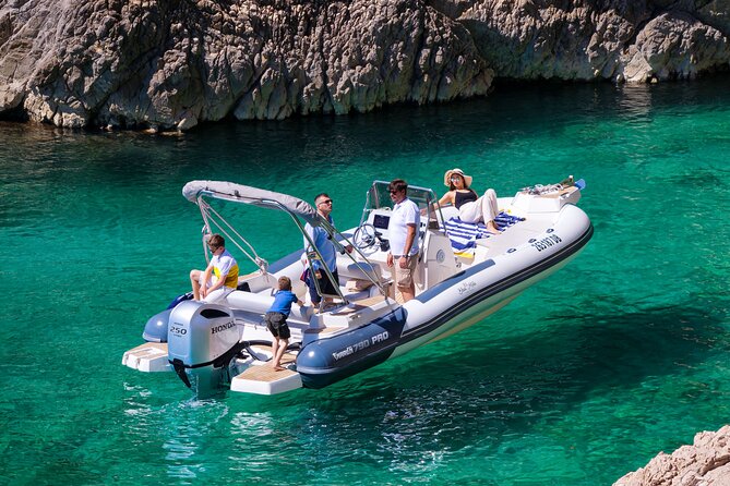 Private Speedboat Tour | Caves Beaches Islands and more - Meeting Point and Ease of Access
