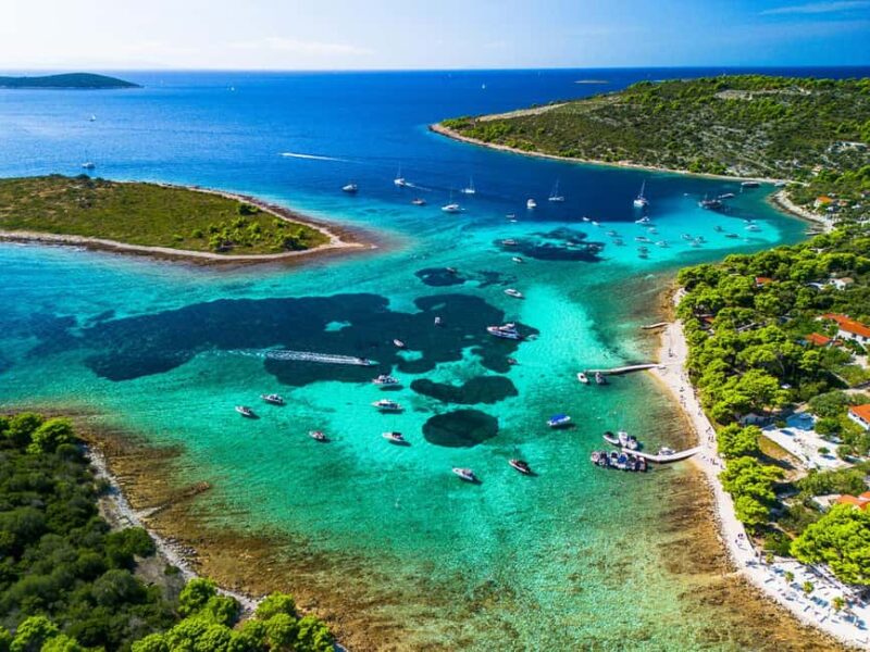 Private Speedboat Tour from Split  Blue Lagoon & olta - Set out on a Private Speedboat from Split to the Blue Lagoon