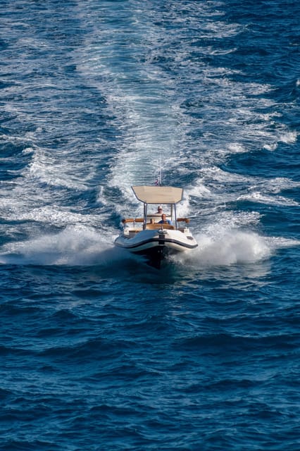 Private Speedboat Tour from Split  Blue Lagoon & olta - Swim and Lounge in the Calm Waters of Neujam