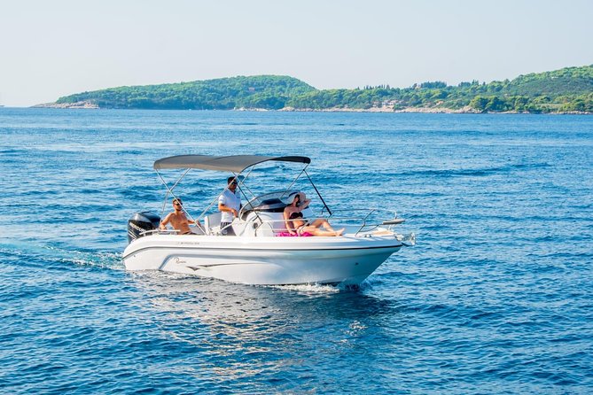 Private speedboat tour to Elaphiti Islands - Cruise in Comfort with Onboard Perks