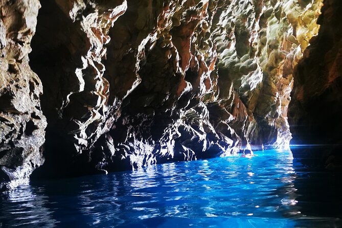 Private Speedboat tour to Sakarun Bay and Golubinka cave - Optional Visit to Golubinka Cave and Additional Costs