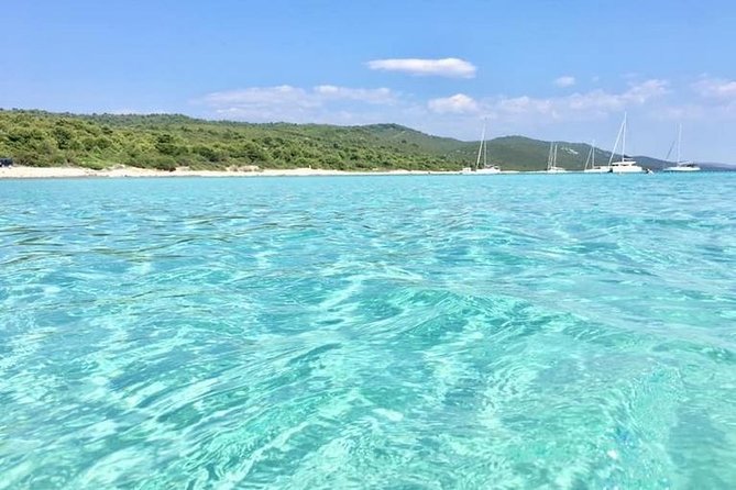 Private Speedboat tour to Sakarun Bay and Golubinka cave - What Sets This Tour Apart: Personalized, Private Experience