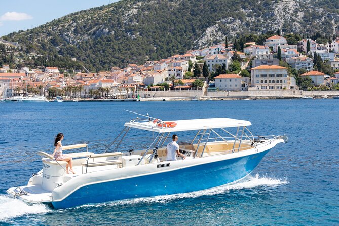 Private Speedboat Transfer from Hvar Town to Dubrovnik - Efficient and Luxurious Transit Between Hvar and Dubrovnik