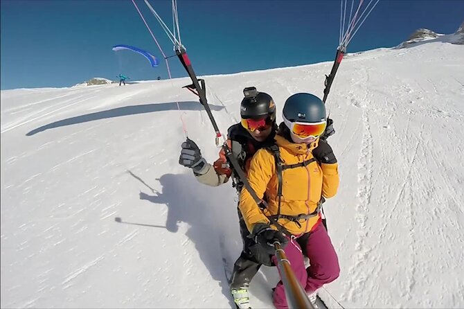 Private Speedriding Tandem Experience in Switzerland - The Choice Between Speed-Riding on Skis and Speed-Flying
