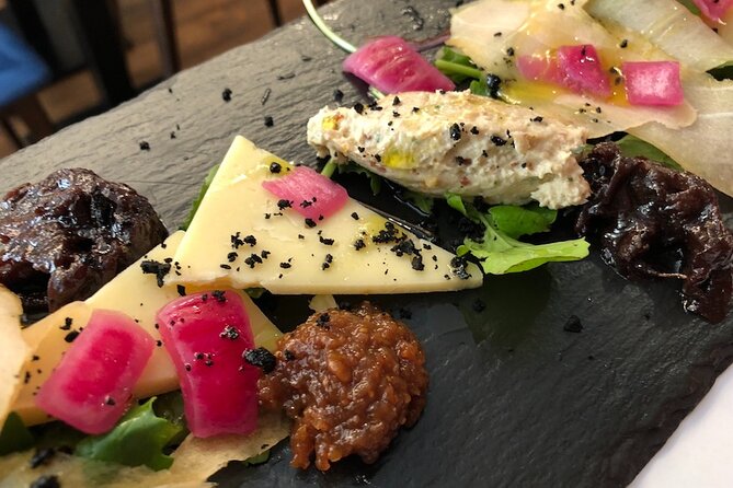 Private Split: History, Local Bites, Wine & Seafood Extravaganza - Wine Tasting and Fine Dining Experience