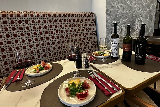 Private Split History Tour with Local Wine & Food Tasting - Key Points