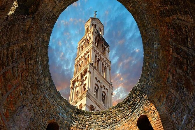 Private Split Walking tour with a Photo session - Key Points