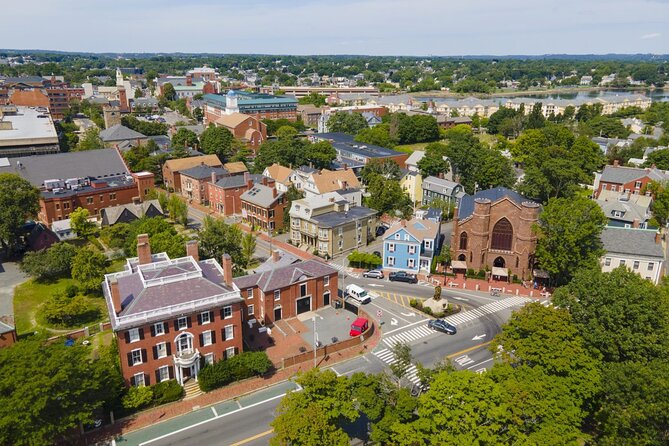 Private Spooky Legends Walking Tour in Salem - Encountering Salem’s Witchy Iconography