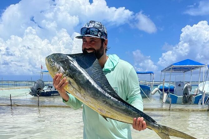 Private sport fishing in costa maya, mahahual 4 hrs - The Skilled Crew and Their Passion
