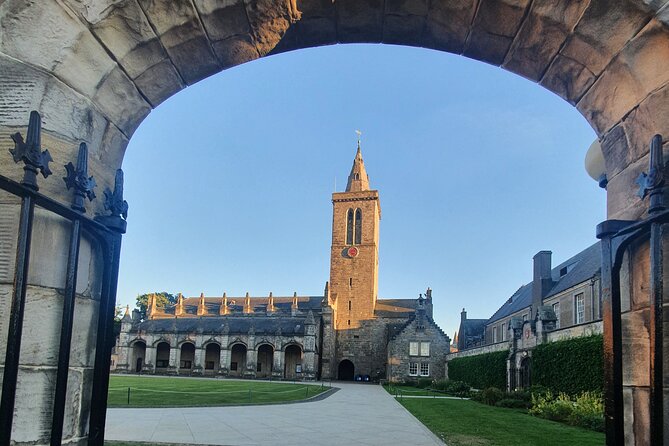 Private St Andrews Day Guided Tour-Personalised & Bespoke - Strolling Through the Town of St Andrews
