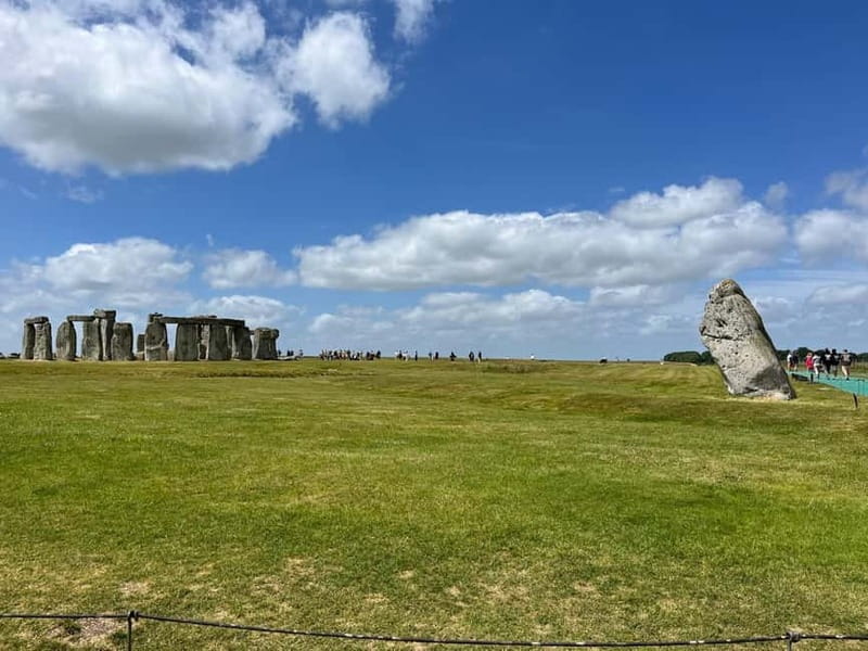 Private Stonehenge Tour from London with Optional Guide - Key Points