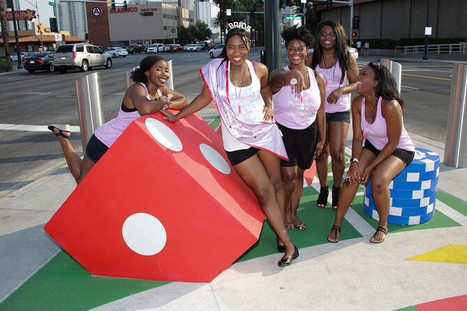 Private Street Art and Architecture Photo Tour in Las Vegas - Personalized Experience and Flexibility