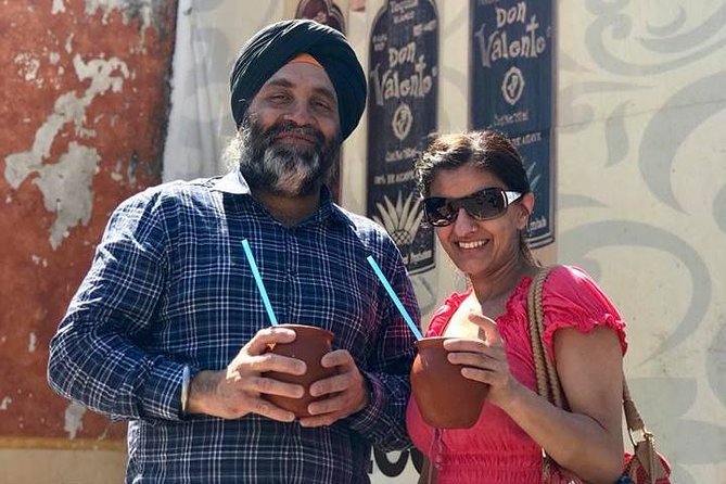 Private Street Food Tour and City Tour Guadalajara - Best Rated - Marvel at the Guadalajara Cathedral’s Colonial Grandeur