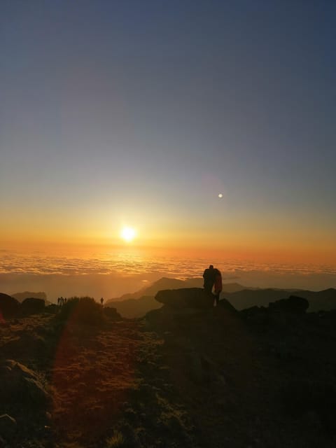 Private Sunrise Hike to Pico Ruivo with Hotel Pickup - Experience Madeiras Sunrise from the Highest Peak with Guided Comfort