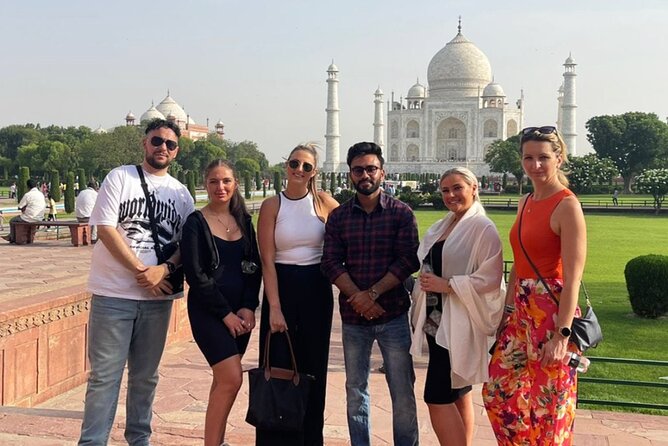 Private Sunrise Taj Mahal Tour from Delhi By Car -All inclusive - Flexibility in Drop-off Locations and Customization