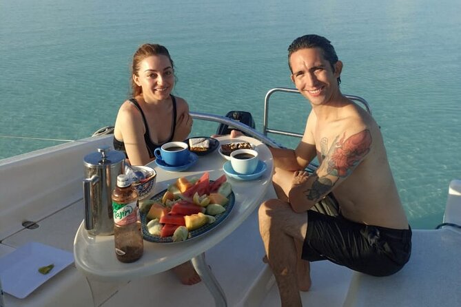 Private Sunrise Tour with Breakfast on Board - The Guided Experience and Personalization