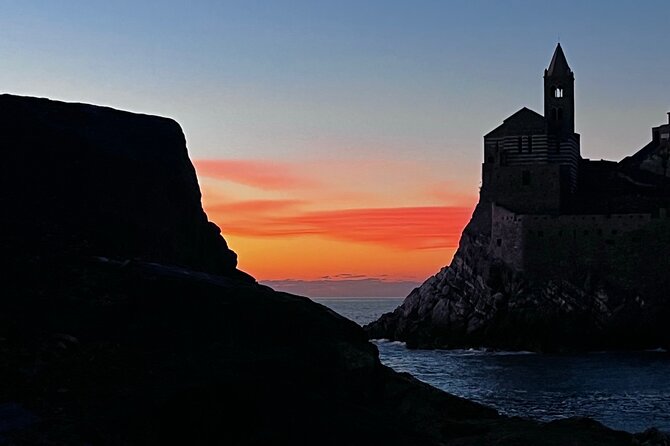 Private Sunset Aperitif on a Boat in the Gulf of Poets - Key Points