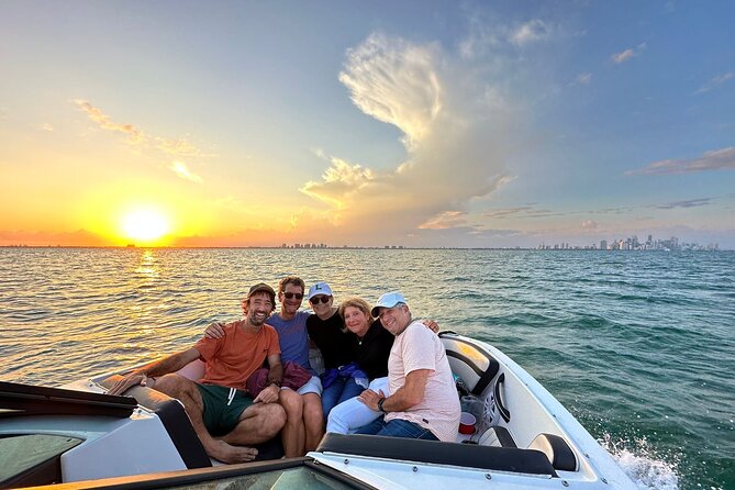 Private Sunset boat Cruise in Miami with Champagne by "The Cleat" - Reliability and Booking