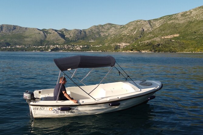 Private Sunset Boat Drive in Cavtat - Cruising Through Upa Dubrovaka Bay