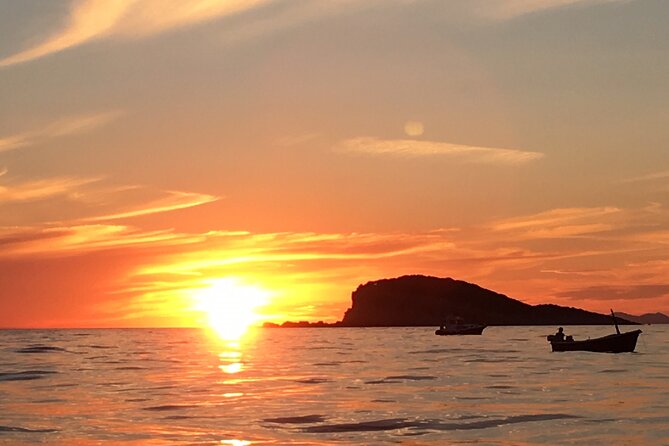 Private Sunset Boat Drive in Cavtat - The Comfort and Convenience of the Ven501 Pasara Boat