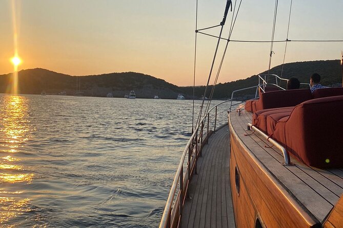Private Sunset Boat Tour in Bodrum With Dinner - Bodrum’s Best Sunset Views at Akvaryum Bay and Karaada