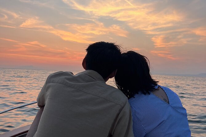 Private Sunset Experience With aperitif and music - Key Points