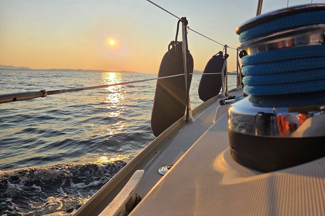 Private Sunset Sailing Tour - Practicalities: Group Size, Accessibility, and Booking