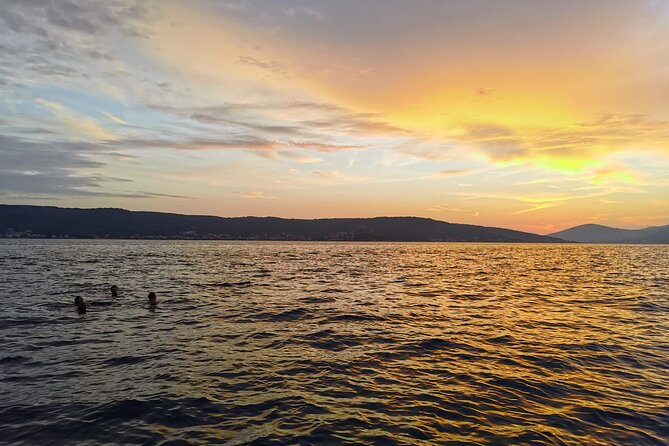 Private Sunset Tour from Split + Bottle of Wine Included - Key Points