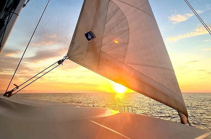 Private Sunset Tour in Marina La Cruz by Yacht - The Crew and Hospitality: Knowledgeable and Friendly Guides