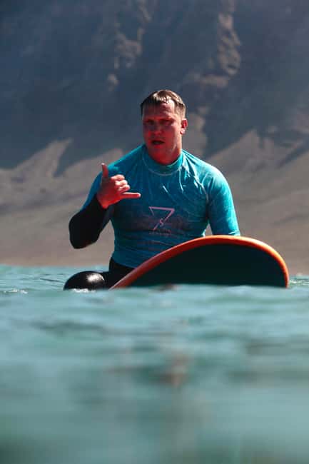 Private Surf Lessons in Lanzarote: Enjoy the waves all to yourself - The Value of Personalized Attention and Exclusive Experience