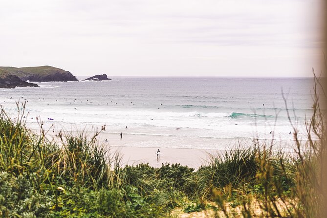 Private Surfing Lesson - The Coaching Team: Skilled and Approachable Instructors