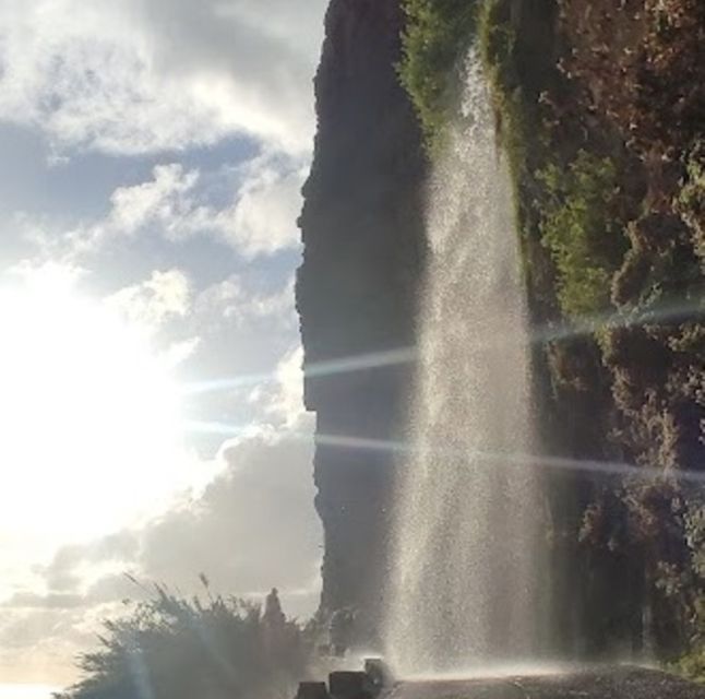 Private Swing Special place w/ Wine and Fruits 4x4 jipe tour - Enjoying Local Wine and Fresh Fruits in a Scenic Setting