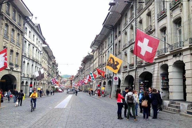 Private Swiss Cheese and Chocolate Tour from Interlaken - Riding Through the Picturesque Simmental Valley