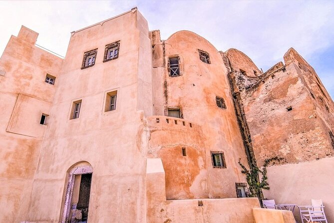 Private Tailor-Made Tour-Explore Santorini with Comfort & Style - Beach Breaks at Perivolos and Red Beach