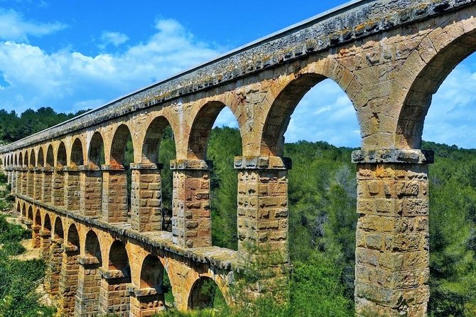 Private Tarragona and Sitges Tour with Hotel pick-up from Barcelona - Experience Highlights in Tarragona’s Roman Archaeological Sites