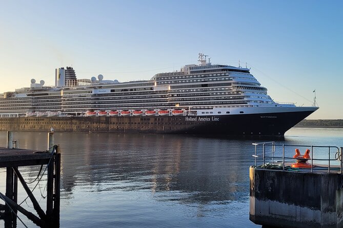 Private Taxi Tour of Blarney Castle, jameson Distillery and Cobh - Discover the Perfect Irish Day Trip with a Private Taxi Tour