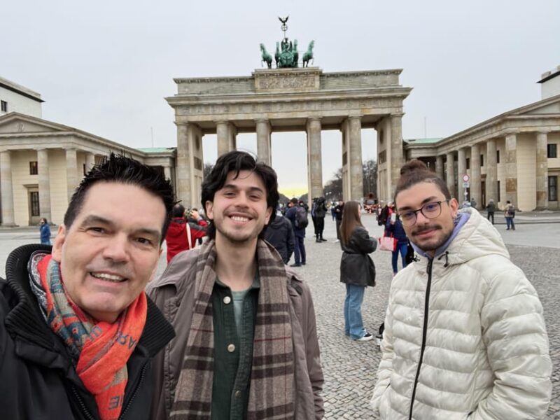 Private Taxi Tour through Berlin Extended & Relaxed ca 6-8h - Detailed and Knowledgeable Guidance