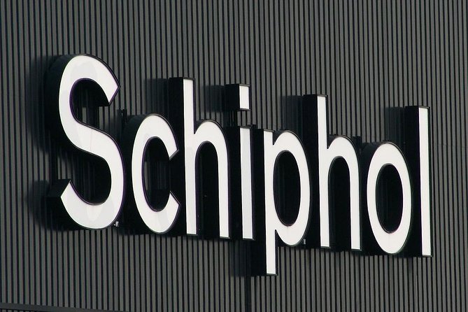 Private taxi transfer from Rotterdam to Amsterdam Schiphol Airport - Luxury Mercedes Sedan or Minivan with Wi-Fi and Bottled Water