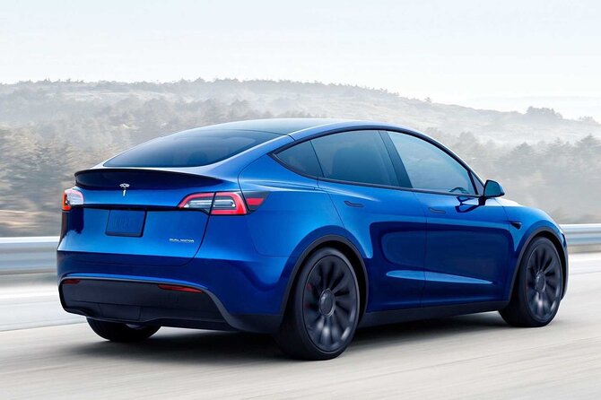 Private Tesla Transfer from PHX Airport to Phoenix Area Hotels - Stress-Free Arrival in Phoenix with a Private Tesla Transfer