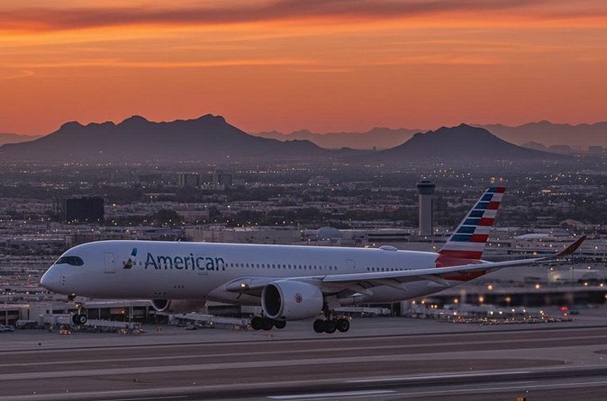 Private Tesla Transfer from PHX Airport to Phoenix Area Hotels - Eco-Friendly Luxury with Tesla Vehicles