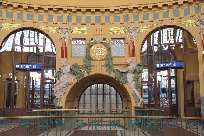 Private Thousand Years of Prague Architecture Tour - Visiting the Jewish Quarter and Its Architectural Significance