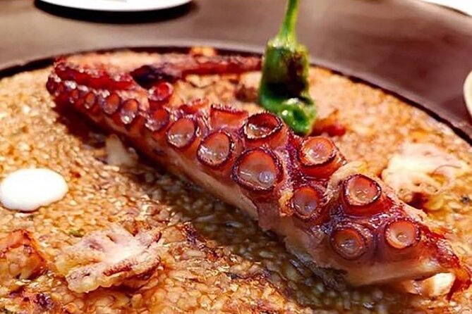 Private Tour - Indulging in a Regional Lunch at DOC or a Family Farm