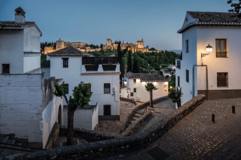 Private Tour: 4 Cultures, Granada in depth - Visiting Sacromonte’s Cave Dwellings and Flamenco Roots